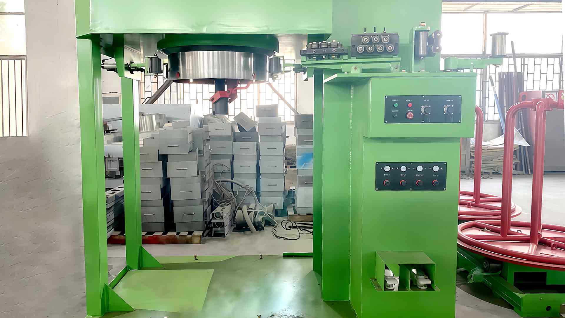 How does the Water Tank Wire Drawing Machine manage wire surface defects such as scratches, oxidation, or micro-cracks during the drawing process?